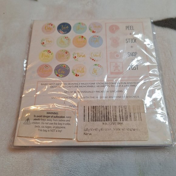 Baby Nest-Baby Monthly Milestone Stickers Set of 15 4" Stickers New! Floral Gold - Picture 2 of 4